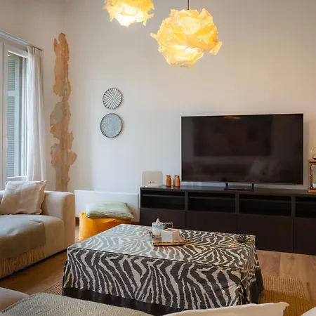 Dimora - A Spacious Luxury Penthouse In Town's Heart דירה *