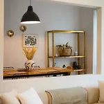 Appartement Dimora - A Spacious Luxury Penthouse In Town's Heart *