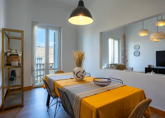 Dimora - A Spacious Luxury Penthouse In Town's Heart Apartment