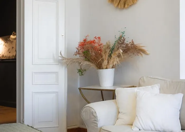 Apartment Dimora - A Spacious Luxury Penthouse In Town's Heart