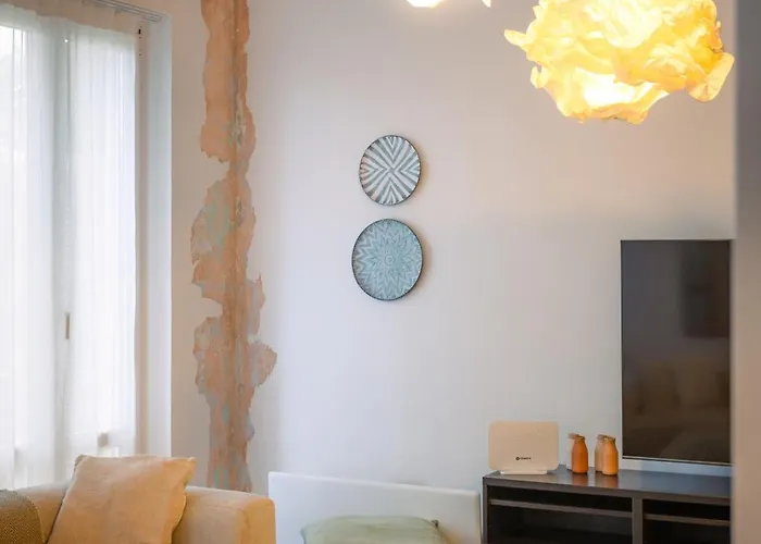Dimora - A Spacious Luxury Penthouse In Town's Heart
