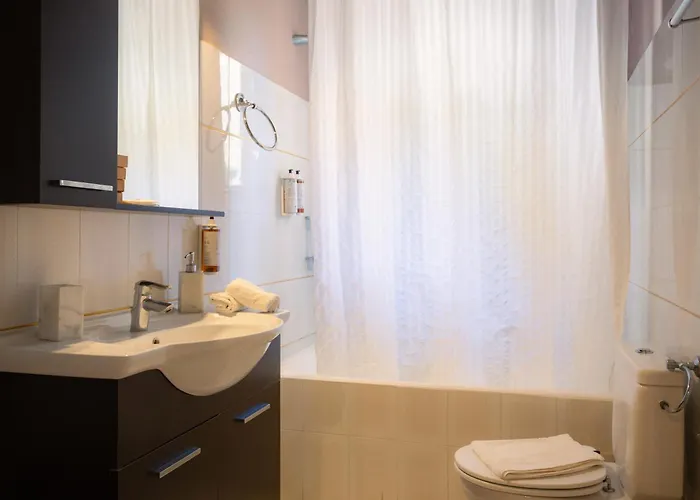 Apartment Dimora - A Spacious Luxury Penthouse In Town's Heart Corfu (city)